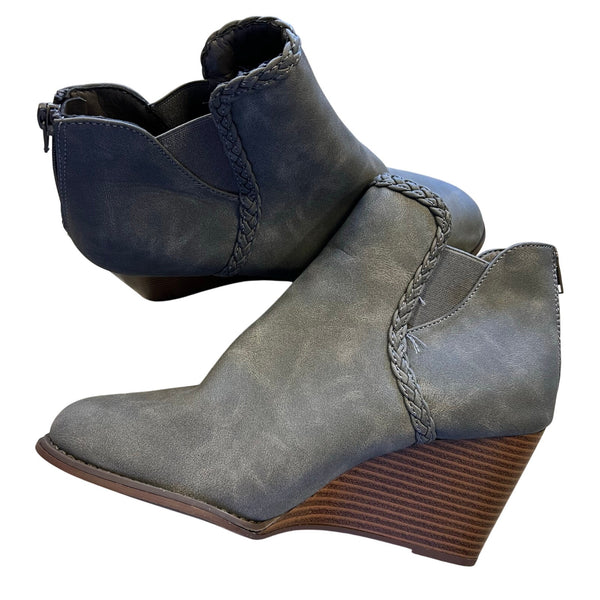 Maurice's Gray Braided Wedge Booties Size 8.5