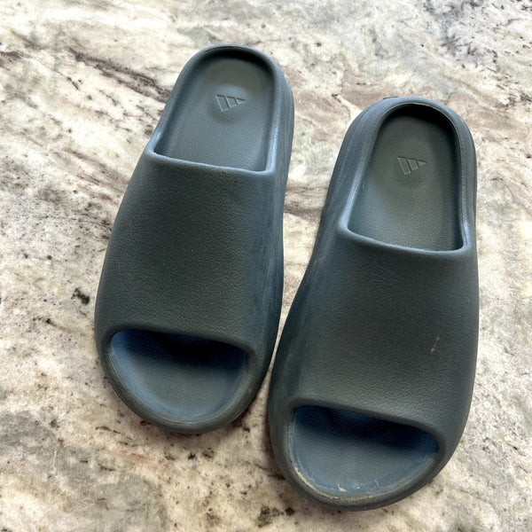 Adidas Yeezy Charcoal Slides Size 10