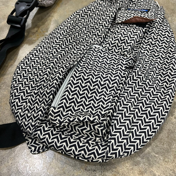Kavu Black + White Rope Bag Sling Pack