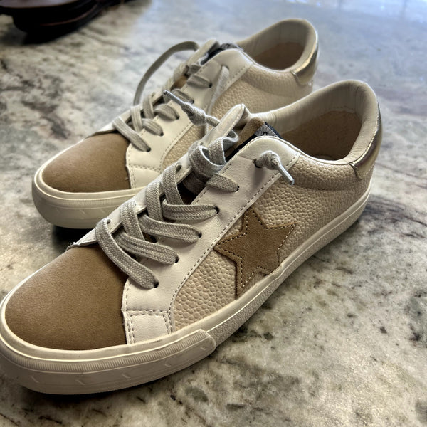 Vintage Havana Brenda Low Top Two Tone Star Sneakers Size 7.5