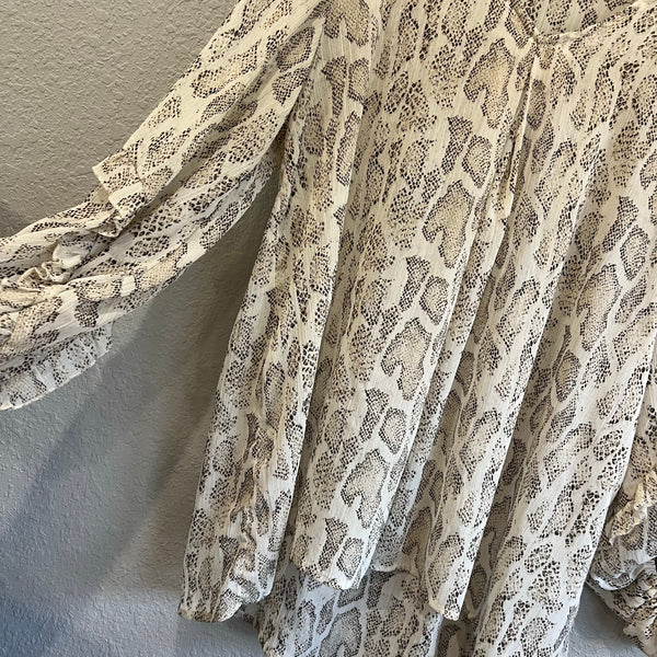 Jodifl Sheer Snake Print Sheer Shimmer Ruffle Sleeve Blouse Large