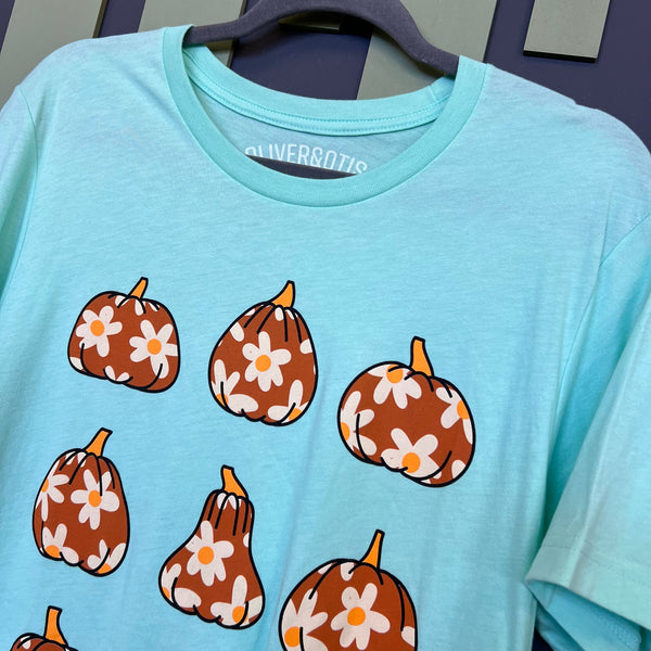 Oliver & Otis Mint Pumpkin Graphic Tee Large