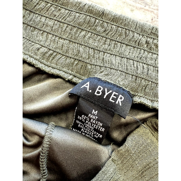 A. Byer Olive Green Flowy Business Casual Pants Size Medium