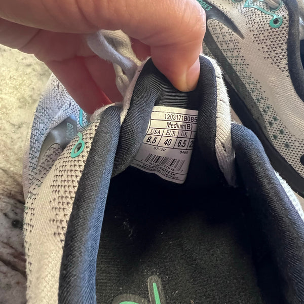 Brooks Women's Glycerin 18 Sneakers Blue + White Size 8.5