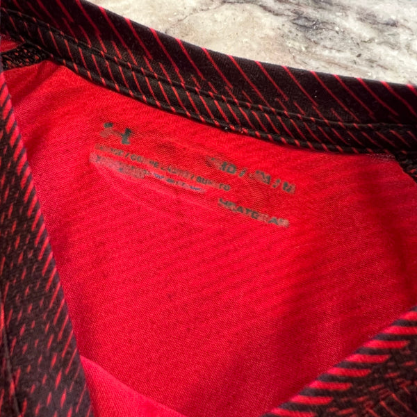 Under Armour Boys Red + Black Graphic Tee Youth Medium