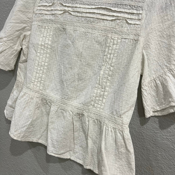 Blue Rain Boutique Lace Peplum White Blouse Size Medium
