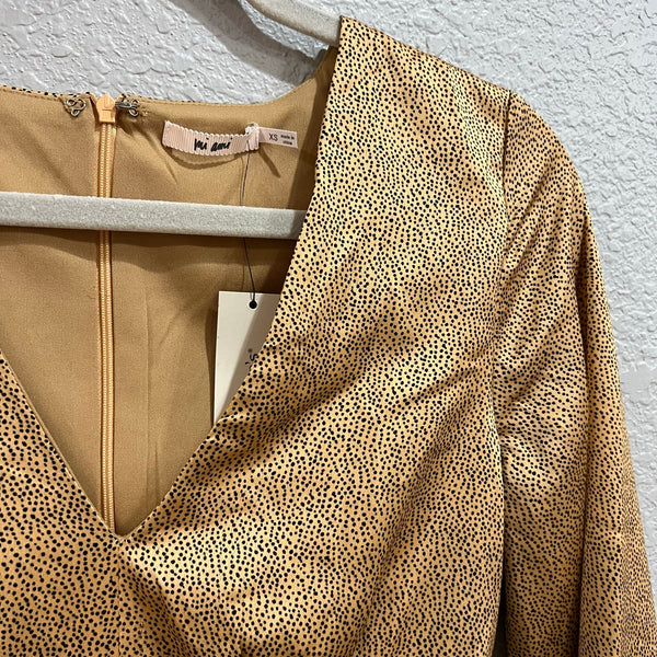 NWT Mi Ami Gold Satin V-Neck Dotted Bubble Sleeve Mini Dress XS