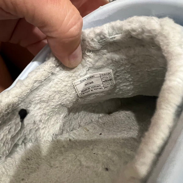 Crocs Light Blue Sherpa Lined Size 9