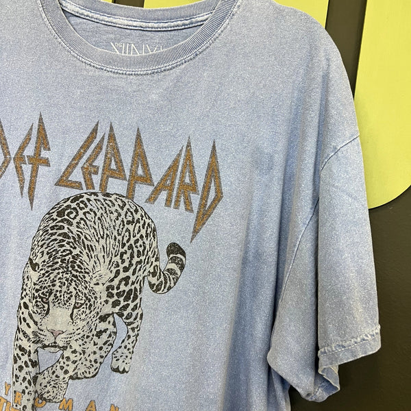 Vinyl Icons Def Leppard Light Blue Graphic Tee Size Large