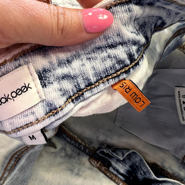 Sneak Peek Low Rise Light Wash Denim Cutoff Shorts Medium