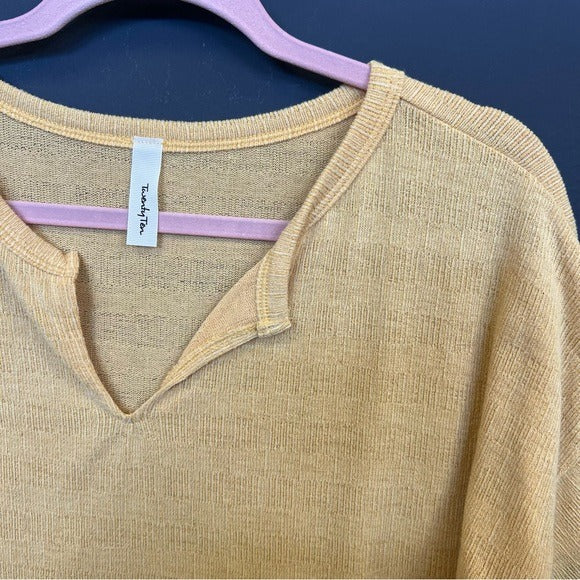 Twenty Ten Boutique Yellow Knit V-Neck Top Large