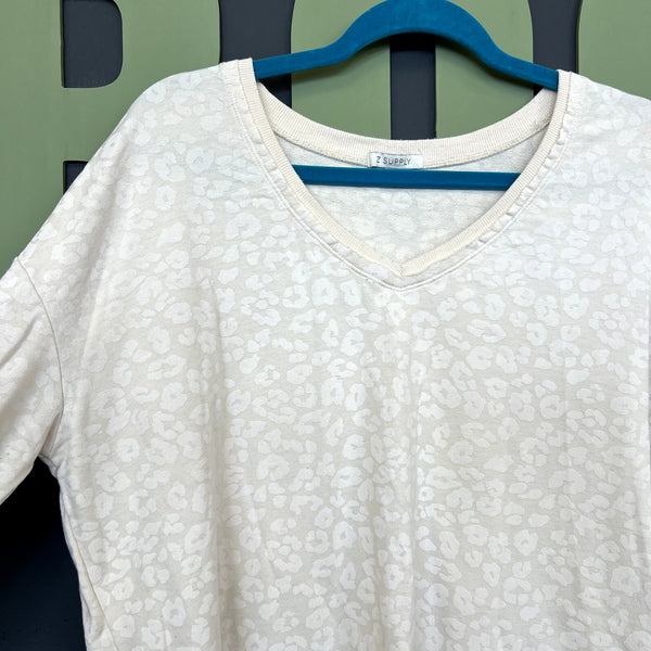 Z Supply Ivory Leopard Side Slit Top Size Small