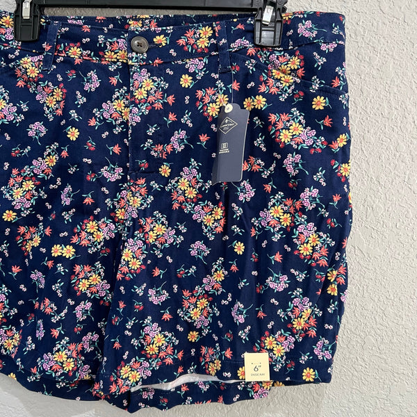 NWT St. John's Bay Navy Floral Chino Shorts Size 14 Petite