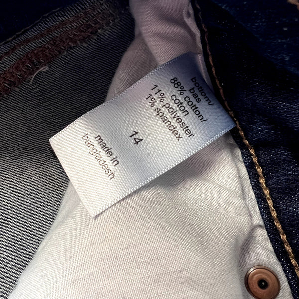 Maurices Dark Wash Denim Shorts Size 14