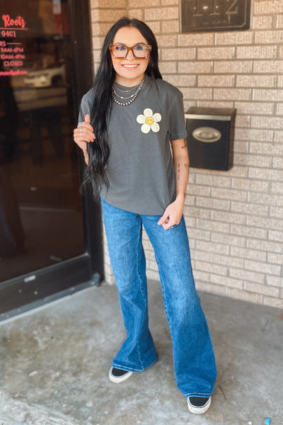 It is Well Smile Comfort Colors Graphic Tee