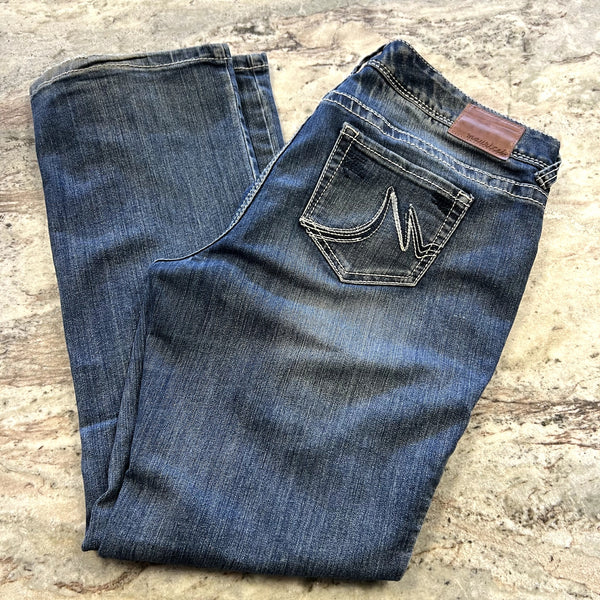 Maurice's Straight Leg Dark Wash Denim Women's 14 Short