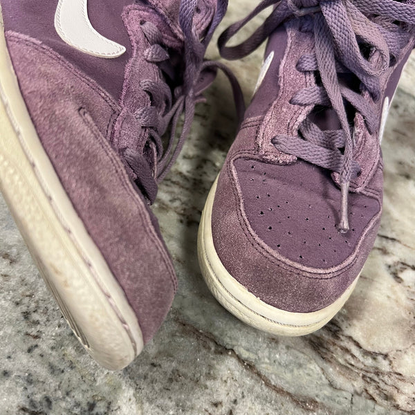 Nike Dunk Girls High Top Sneakers in Violet Dust Size Youth 2