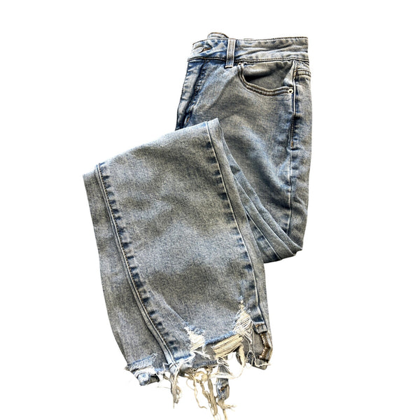 Time and Tru Light Wash Straight Leg Raw Hem Jeans Size 2