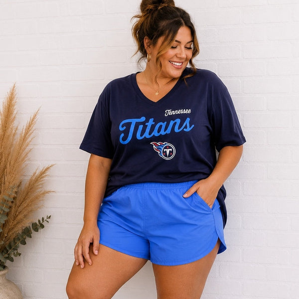 Tennessee Titans V-Neck Graphic Tee Size XXL