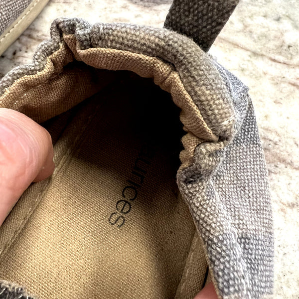 Maurices Camo Slip On Shoes Women's Size 7