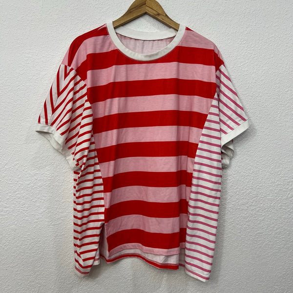 Women's Red + Pink Striped Tee Size XL