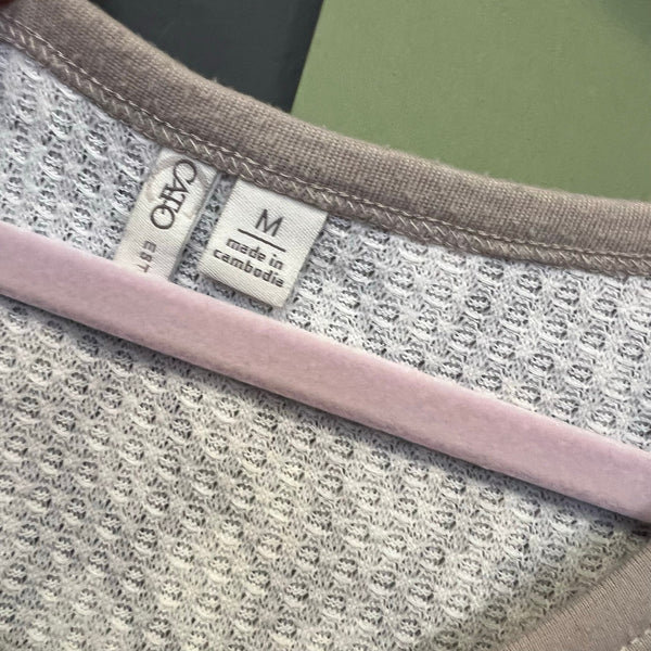 Cato Mixed Animal Print Long Sleeve V-Neck Waffle Top Medium