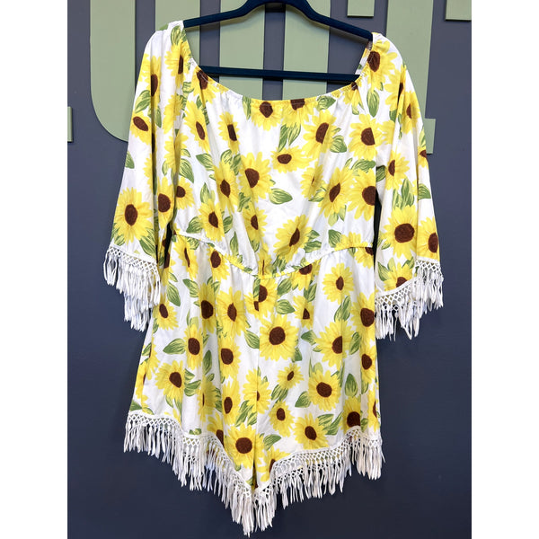 Women's Sunflower Fringe Off Shoulder Romper Size 1XL