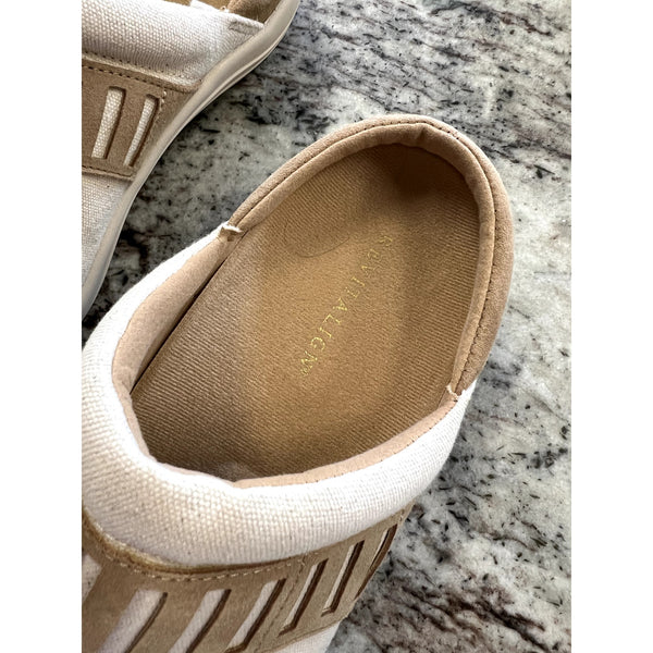 Tan Slip On Shoes Size 9.5