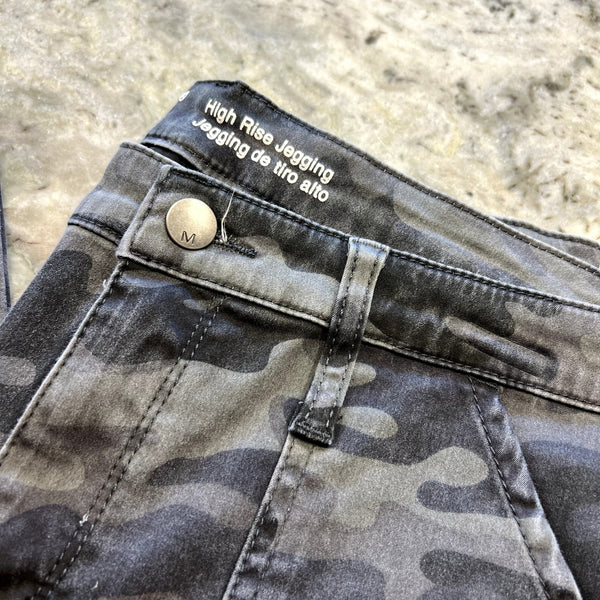 Mossimo High Rise Dark Gray Camo Super Stretch Jeggings Size 12