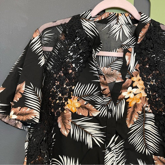 Black Floral + Lace V-Neck Button Down Tropical Top Size Large