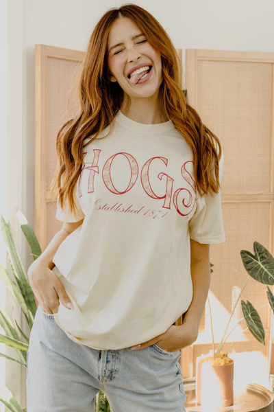 LivyLu Hogs Palace Rose CC Tee