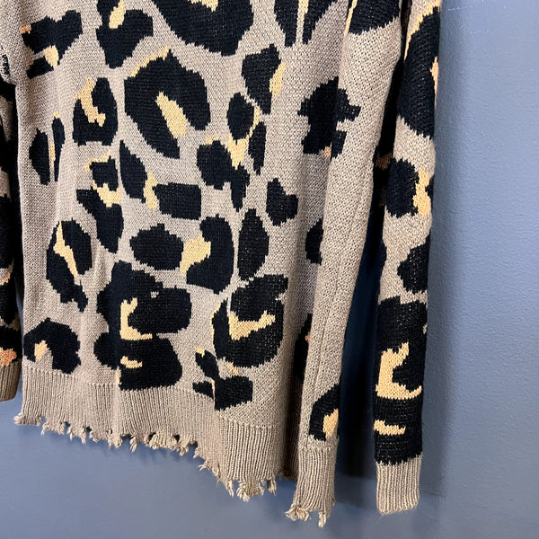 Women's Leopard Print Distressed Hem Sweater Size Small