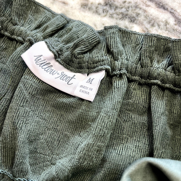Willow + Root by BKE Olive Green Floral Tube Top Size Medium