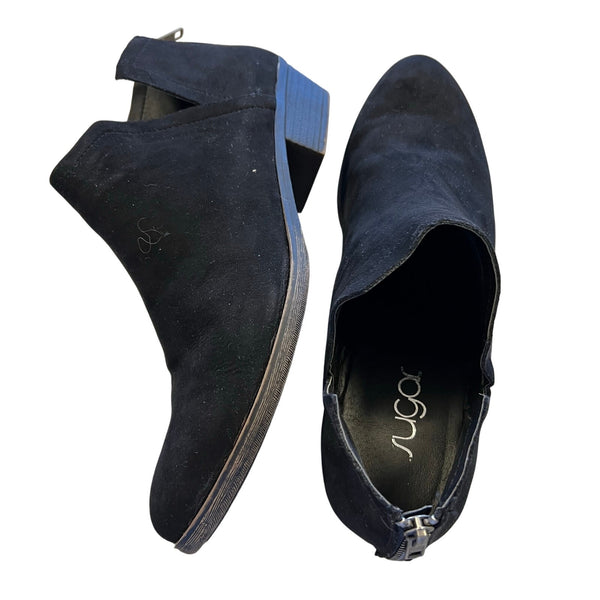 Sugar Tessa Black Faux Suede Ankle Booties Size 11