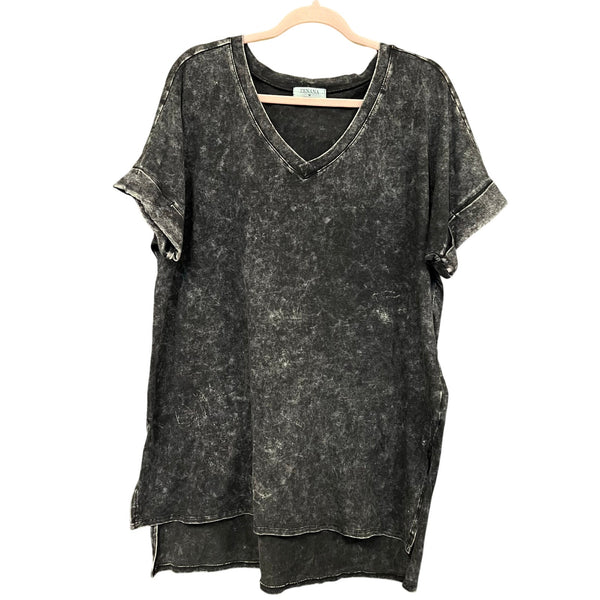 Zenana Black Acid Wash V-Neck Side Slit Tee Medium