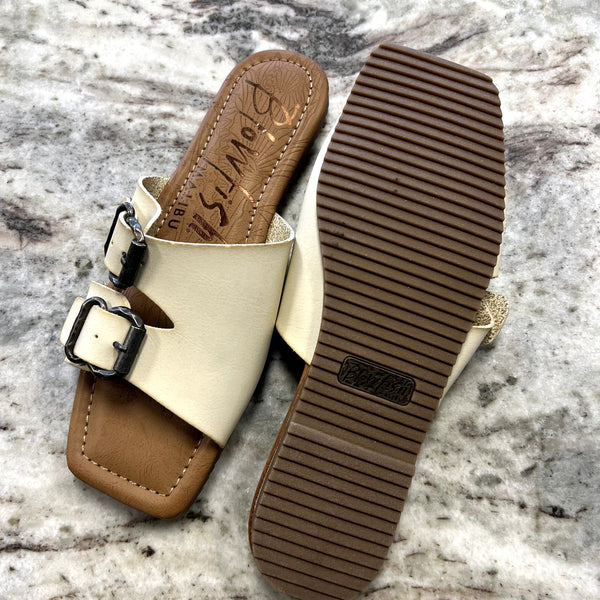 NWOT Blowfish Malibu Double Buckle Slide Sandals Size 9