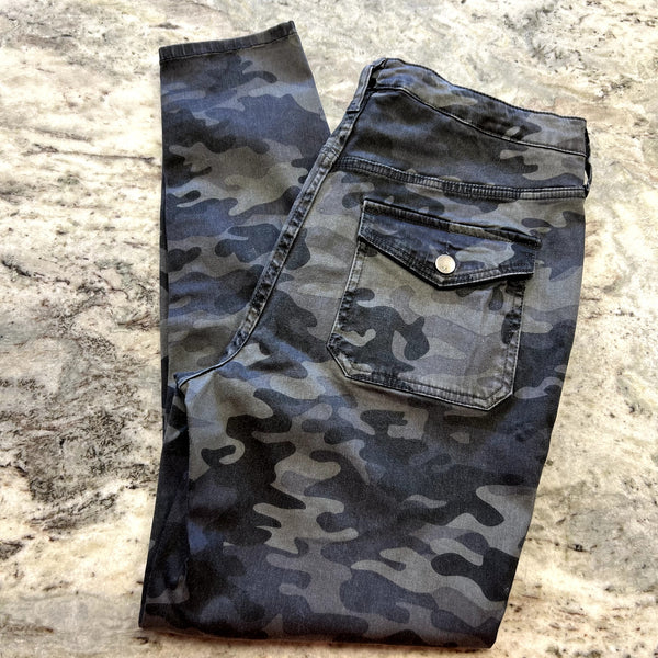 Mossimo High Rise Dark Gray Camo Super Stretch Jeggings Size 12