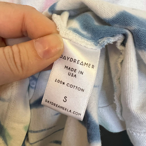 Daydreamer Tie Dye Pink Floyd Long Sleeve Graphic Size Small