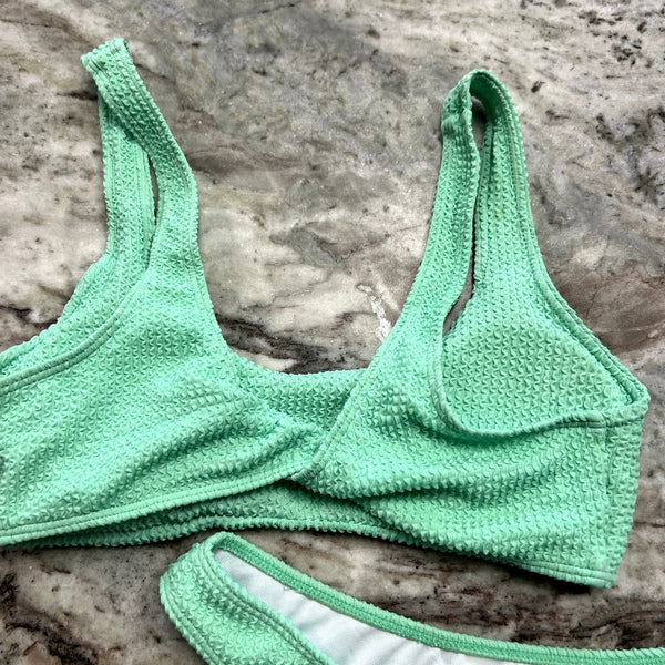 Women's Pastel Green Ribbed Two Piece Bikini Swimsuit Size Small