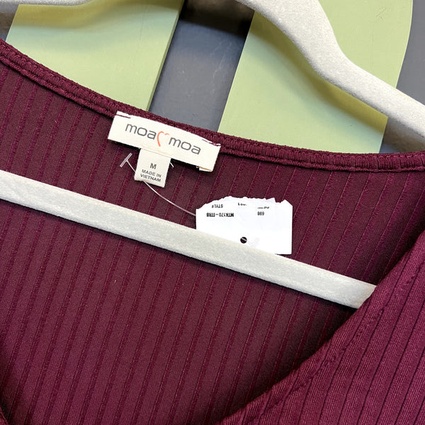 NWT Moa Moa Maroon Ribbed Ruched Front Blouse Size Medium