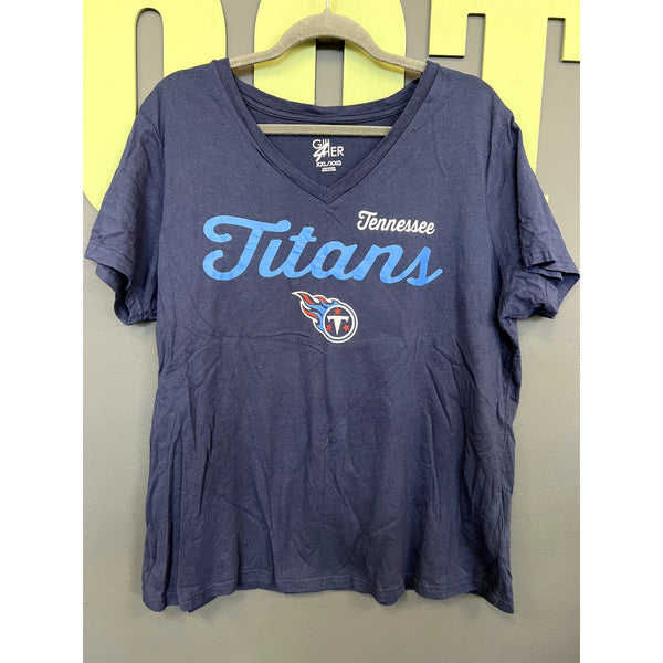 Tennessee Titans V-Neck Graphic Tee Size XXL