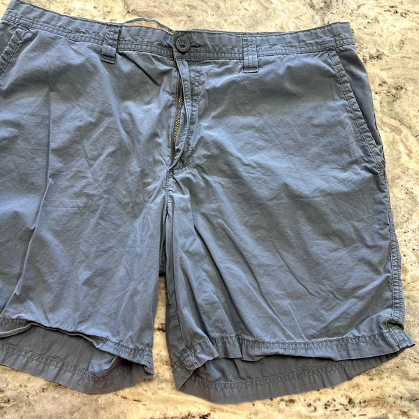 Columbia Men's Blue Gray Shorts Size 40