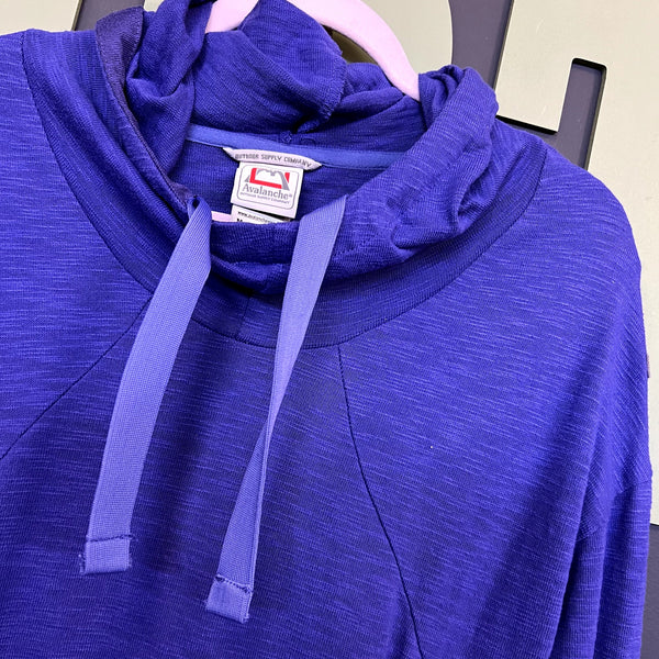 Avalanche Outdoors Purple/Blue Hooded Pullover Size Medium