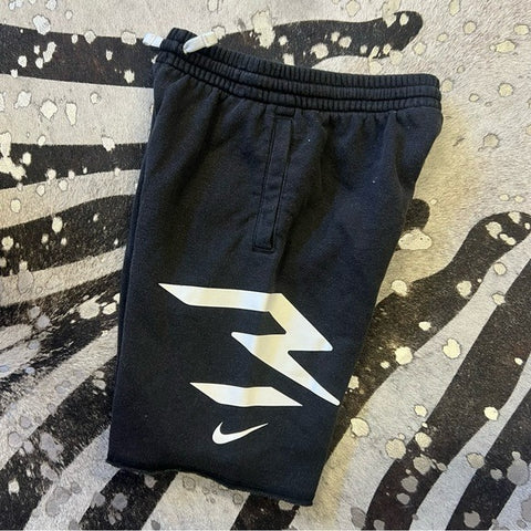 Nike Boys White + Black Cotton Sweat Shorts Youth Size Small