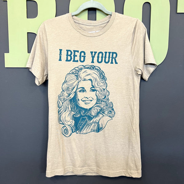 Rowdy Crowd "I Beg Your Parton" Dolly Parton Graphic Tee Small