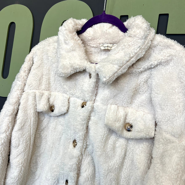 New In Boutique Ivory Cable Print Sherpa Coat Medium
