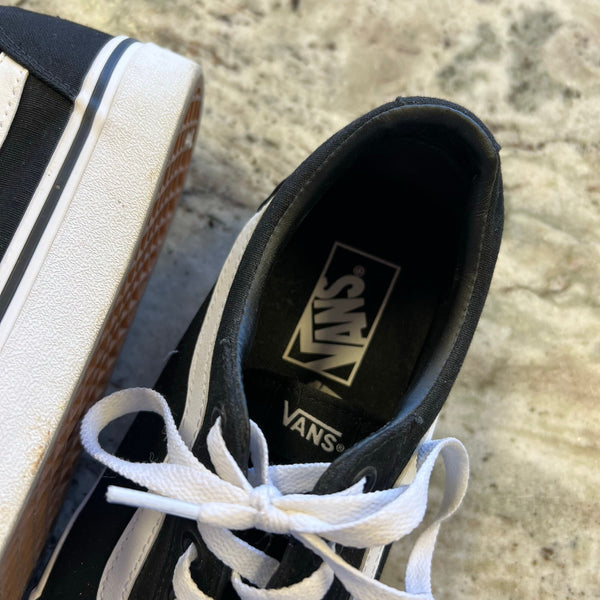 Van's Low Top Skate Sneakers Women's Size 10