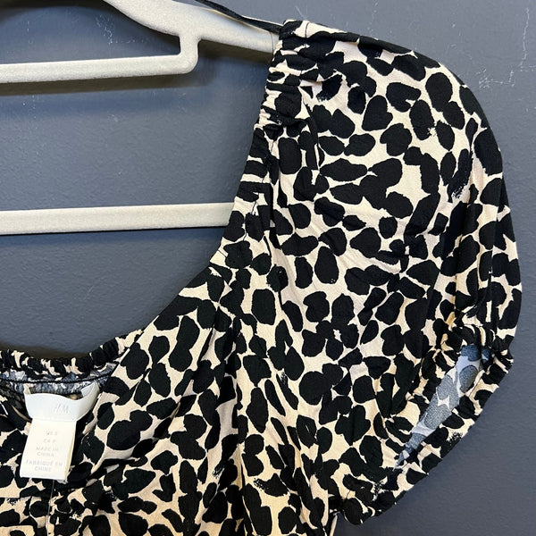 NWT H & M Leopard Ruched Front Bubble Sleeve Smocked Top Small
