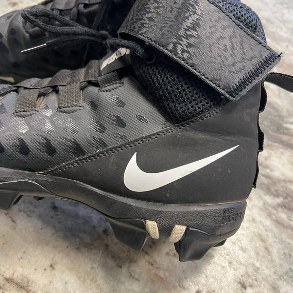 Nike Force Savage Shark 2 Black + White Football Cleats Size 9.5