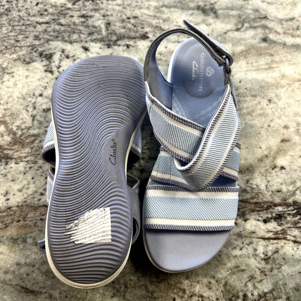 Clarks Cloudsteppers Light Blue Adjustable Sandals Size 6